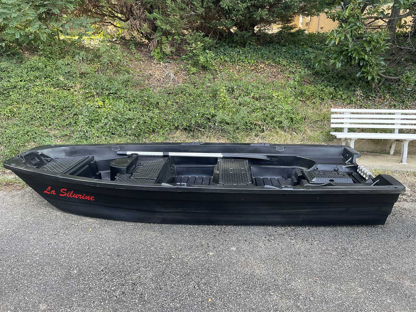 Barque EXPOSITION Silurine 400 Blacky