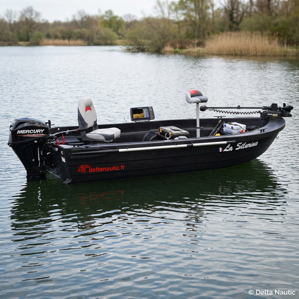 Barque Boat Bass dans un étang