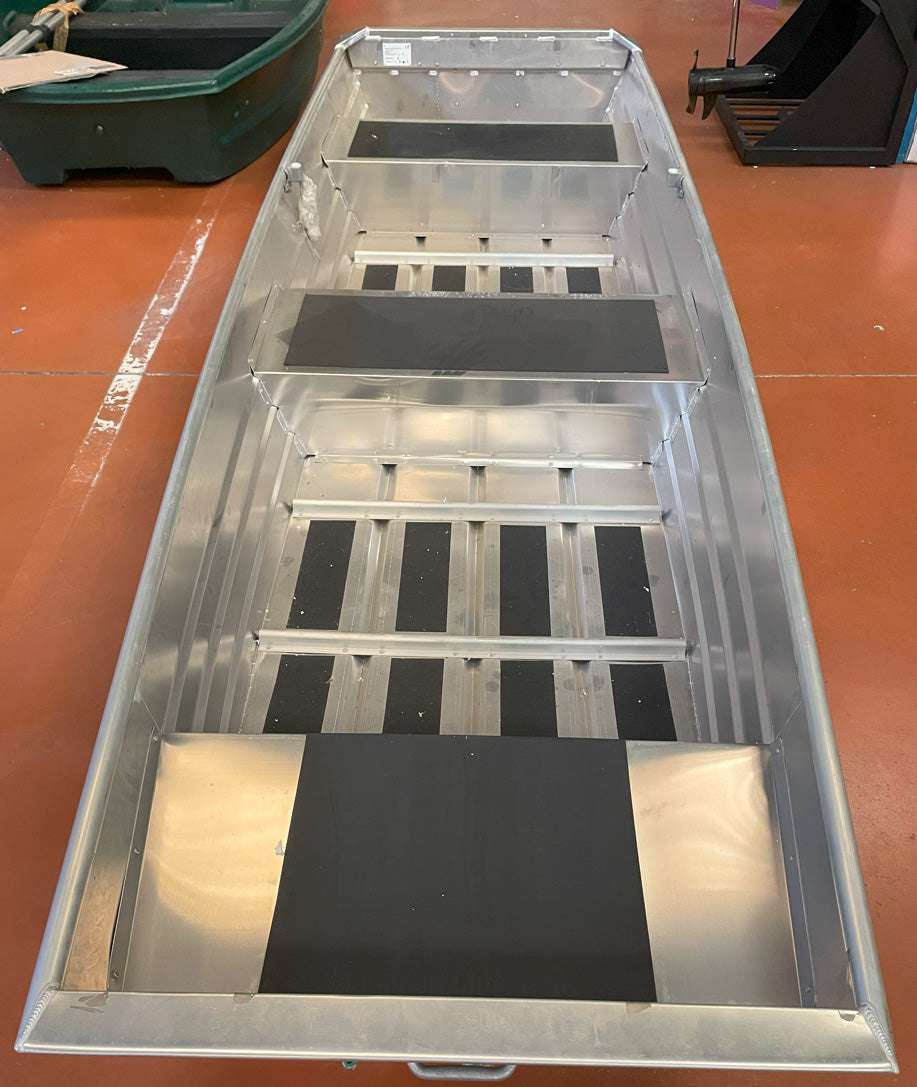 Barque la Spacieuse 3,20m Titanium Modèle d'Exposition