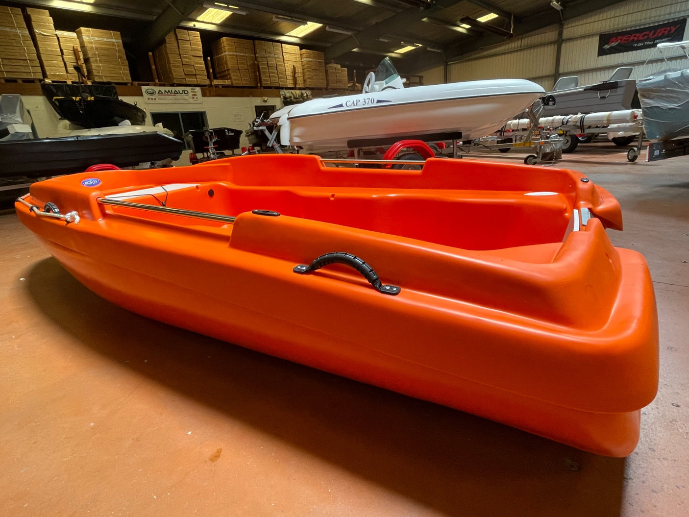 Barque d'Exposition Rigiflex Newmatic 360