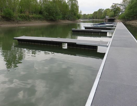 pontons flottants ; Delta Nautic