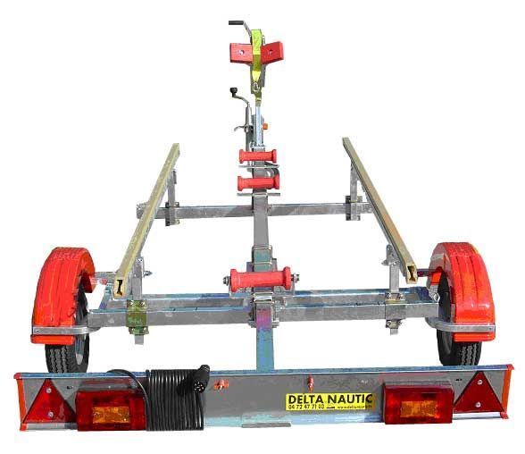 Spacieuse 3m20 + Mercury + Remorque Grand Tourisme+ accessoires