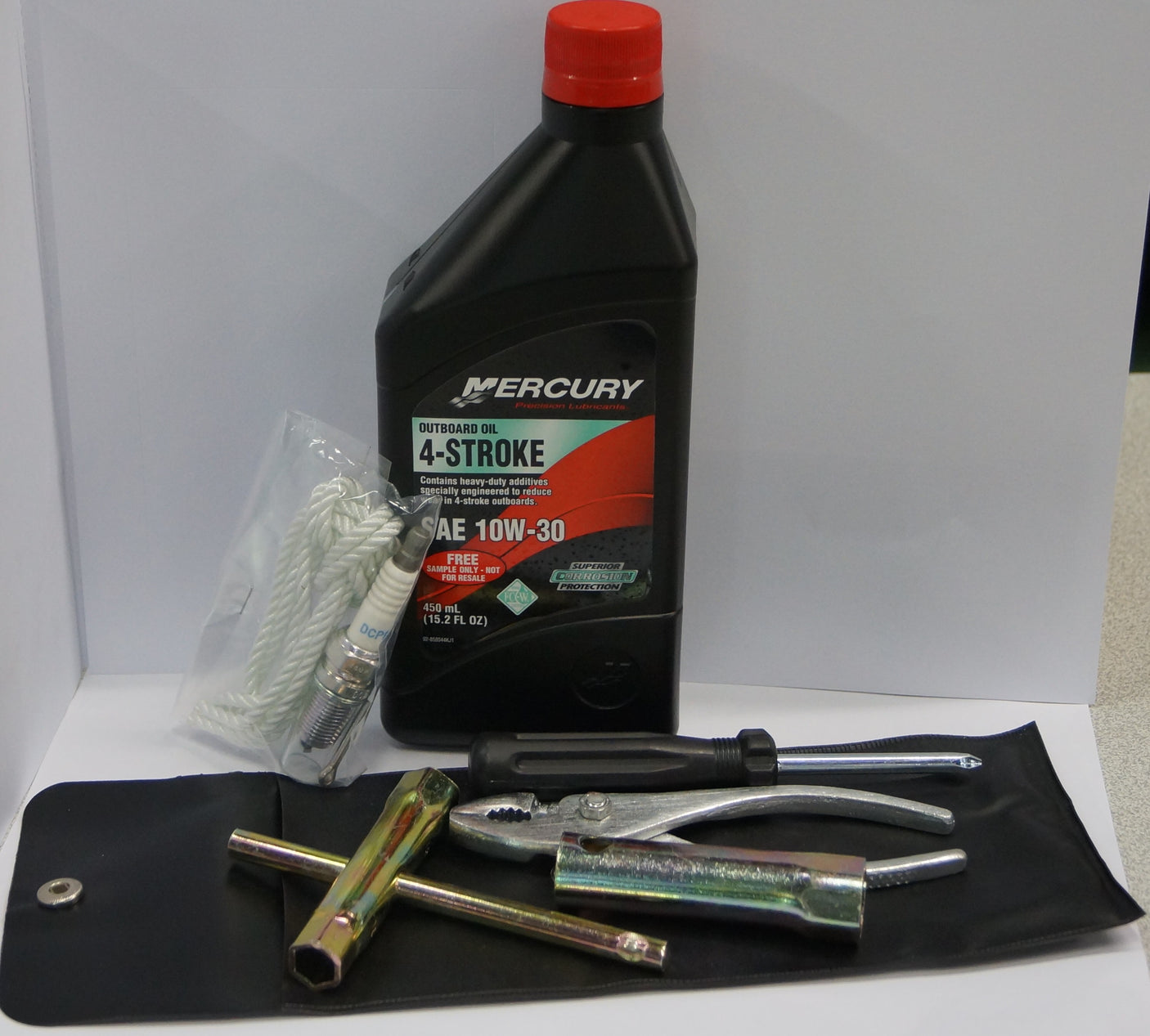 Huile et trousse à outils pour Mercury 15CV 4T long EFI démarrage électrique