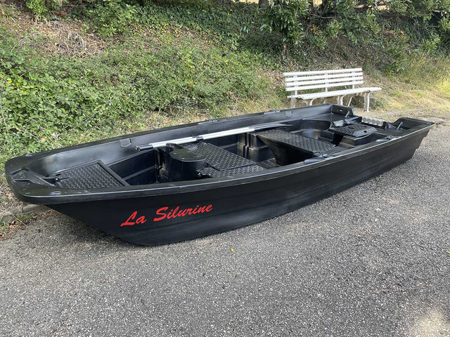 Barque EXPO Silurine 400 Blacky