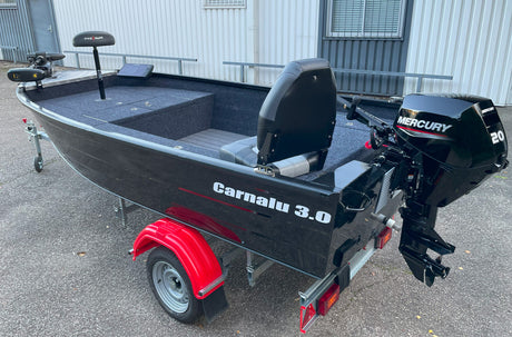 Pack d'Expo Barque Carnalu 3.0 4m20  + Remorque GT Basculante XXL  + Moteur Mercury 20cv 4t + Moteur Minn Kota Terrova 55 lbs GPS + Helix 9 G4N MSI + 2 Sièges
