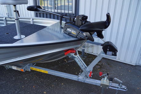Pack d'Expo Barque Carnalu 4m + Remorque GT + Moteur Mercury 6cv 4t + Moteur Minn Kota Terrova 55 lbs + i pilot BT + 2 Sièges Bass Boat