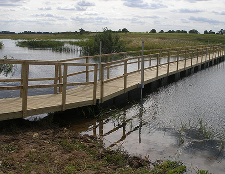 Ponton flottant ; Delta Nautic