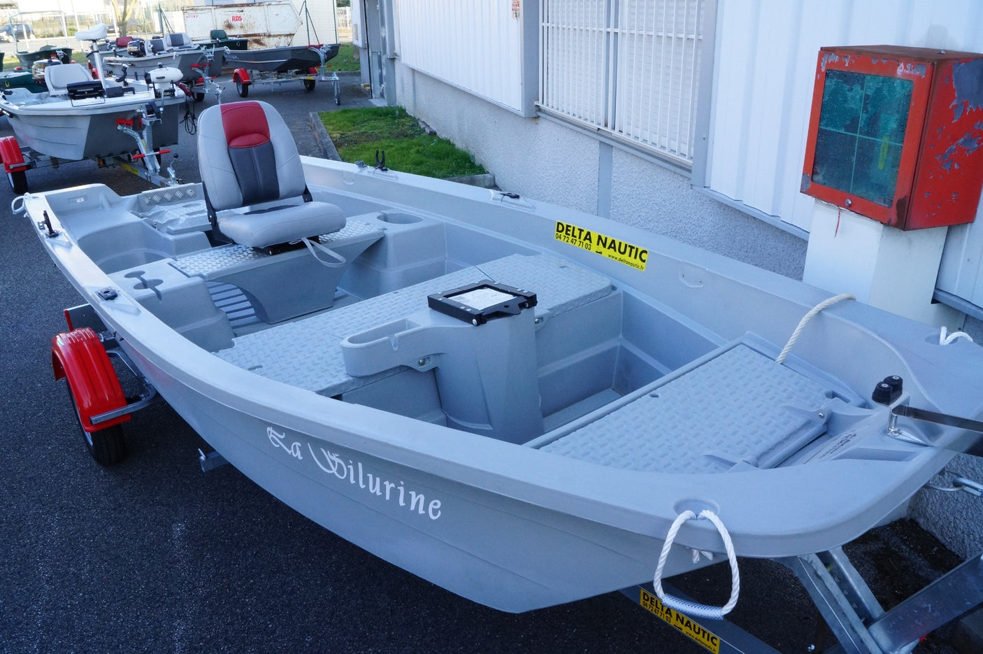 Barque Silurine 4m Titanium + Remorque GT Grand Tourisme + Siège Confort Bass Boat - Pack testé par les magazines halieutiques