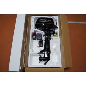 Moteur reconditionné NEUF Mercury 6CV 4T arbre court démarrage manuel barre franche enlèvement sur place